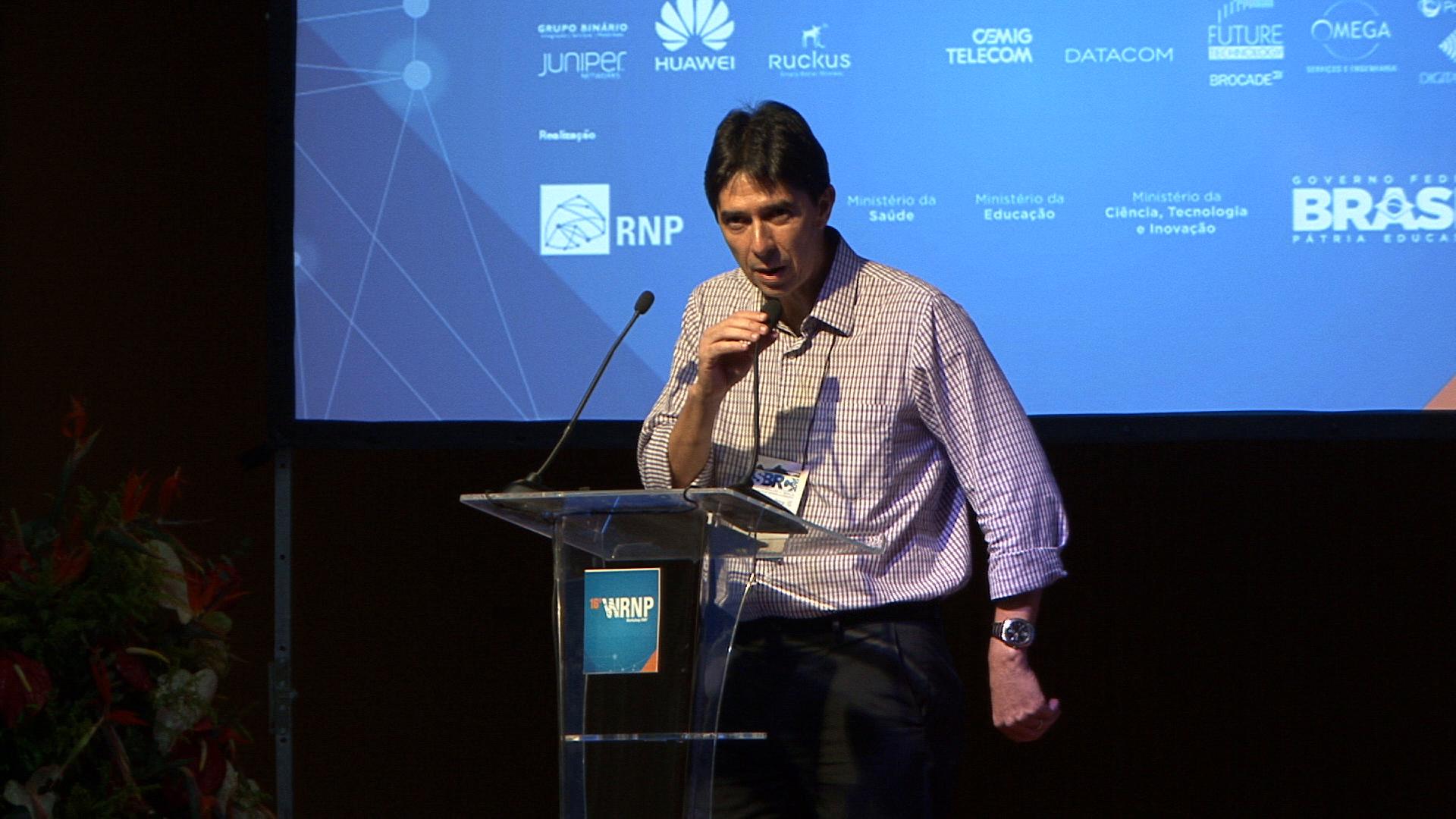 WRNP 2015 - Painel em conjunto com SBRC: Desafios na Evoluçao das Infraestruturas de Redes, Testbeds e Infraestruturas Definidas por Software 19/05