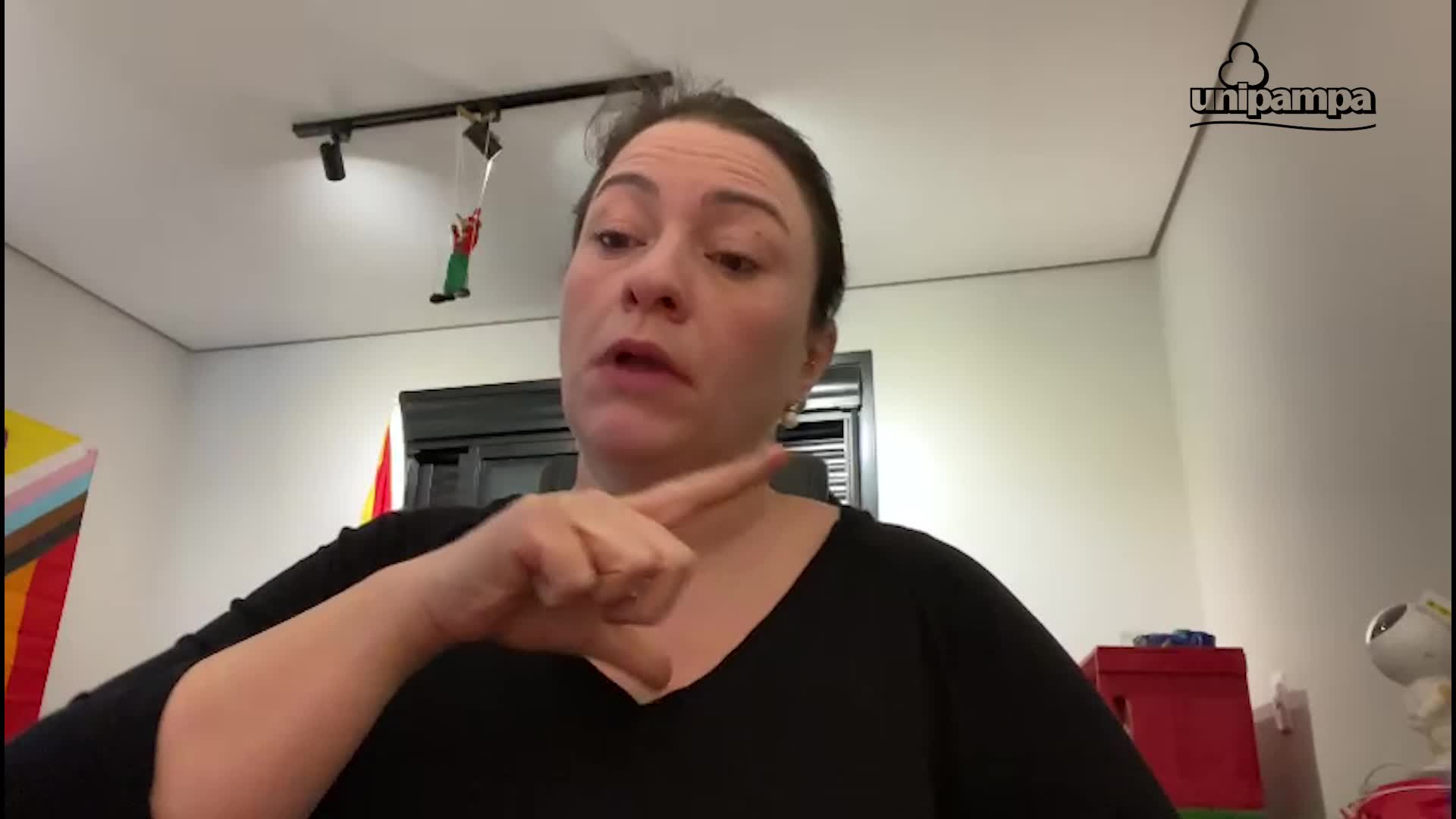 5 Atividade da disciplina Exploração das práticas na abordagem bilíngue para surdos Profª Carilissa Dall_alba