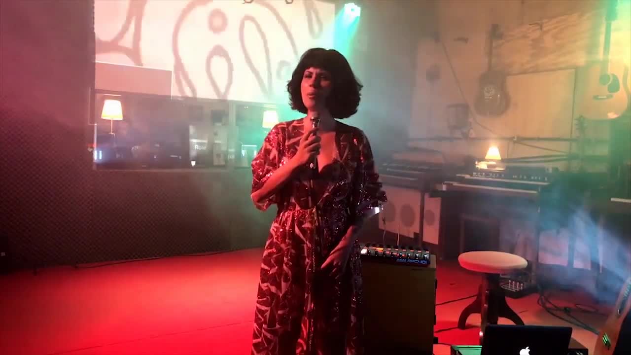 Pocket show 'Atemporal', de Mariana Cavanellas